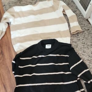 Brandy Melville Black and Tan Crew Neck Sweater Timeless Knit